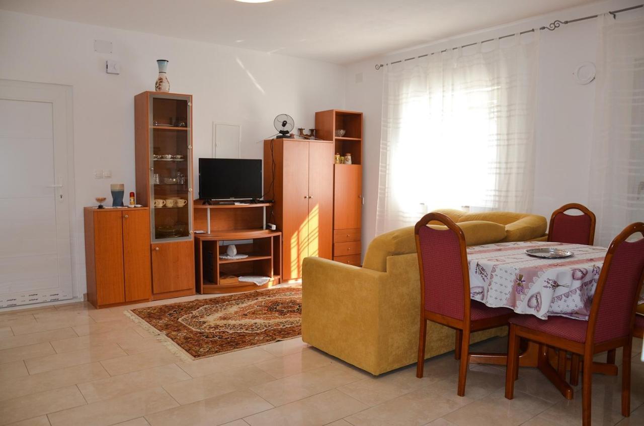 Apartman Zrina Ostro Kraljevica Exterior foto